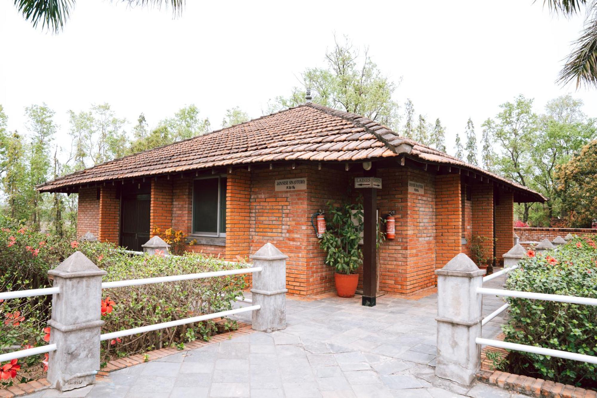 Hokke Lumbini Hotel Exterior photo